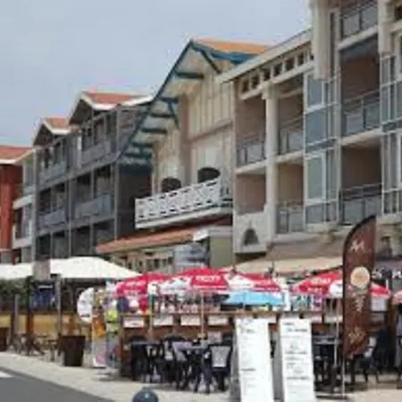 Chalet Village Des Pins D'or Prázdninový dům Bias (Landes)